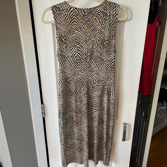 2/$40 NWT Banana Republic Faux wrap sleeveless dress, animal print, Size Small - Picture 6 of 12